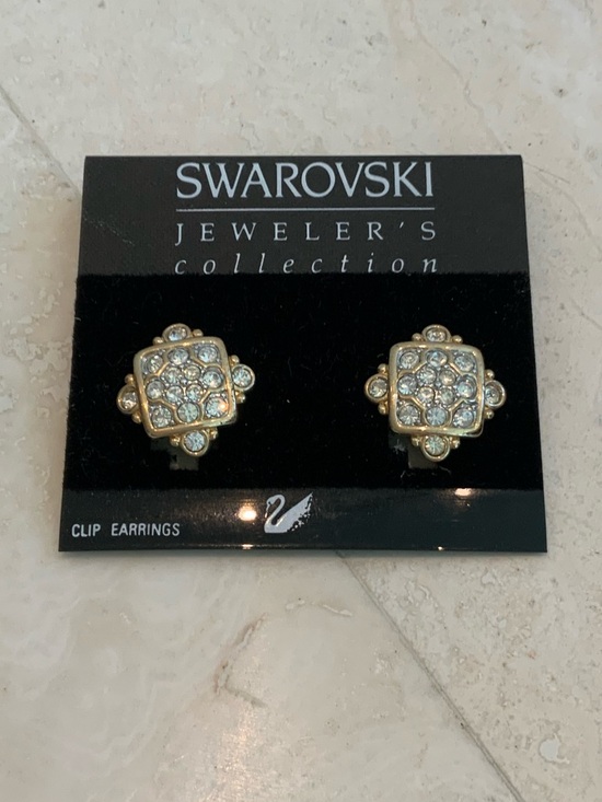 Swarovski Jewelry - Elegant Swarovski Gold-Tone Crystal Clip Earrings NWT